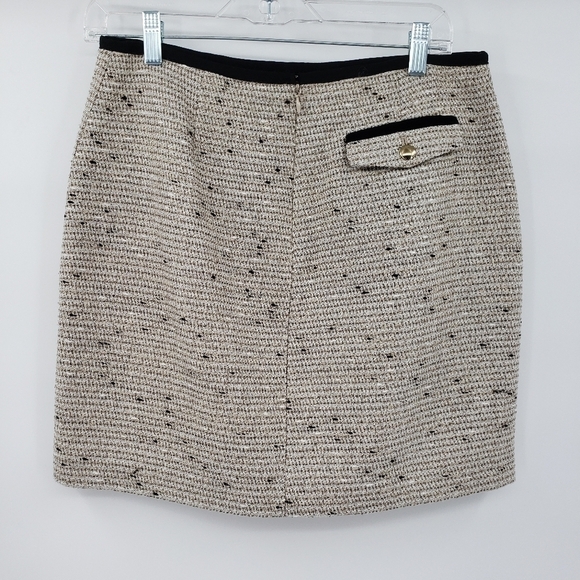 BANANA Republic Gold Metallic Accent Mini Skirt - Picture 3 of 8